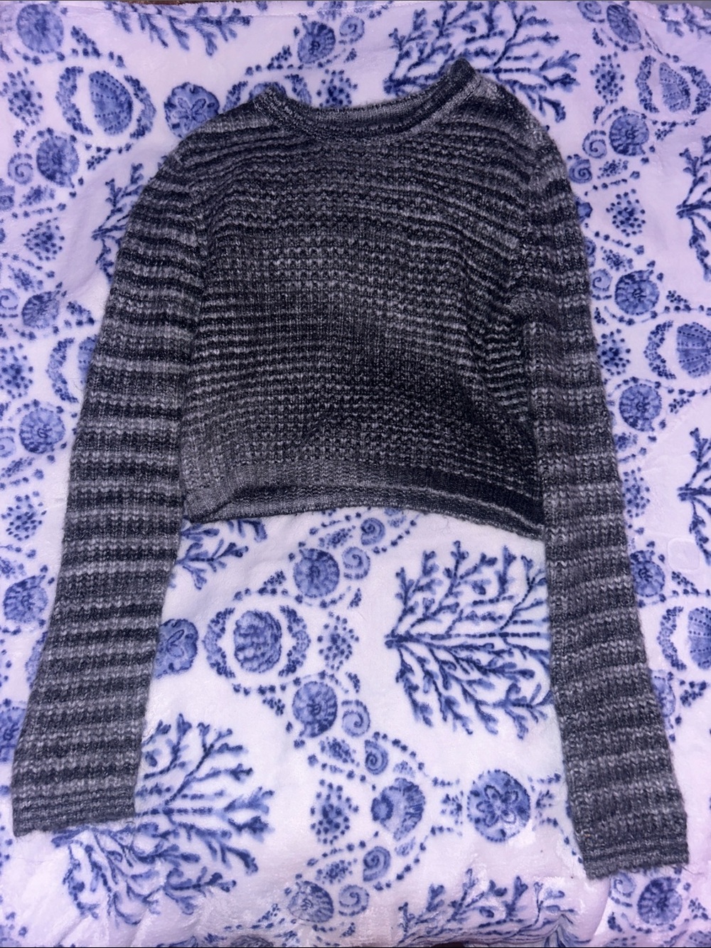 SO Cropped Ribbed Sweater - Charcoal Gray